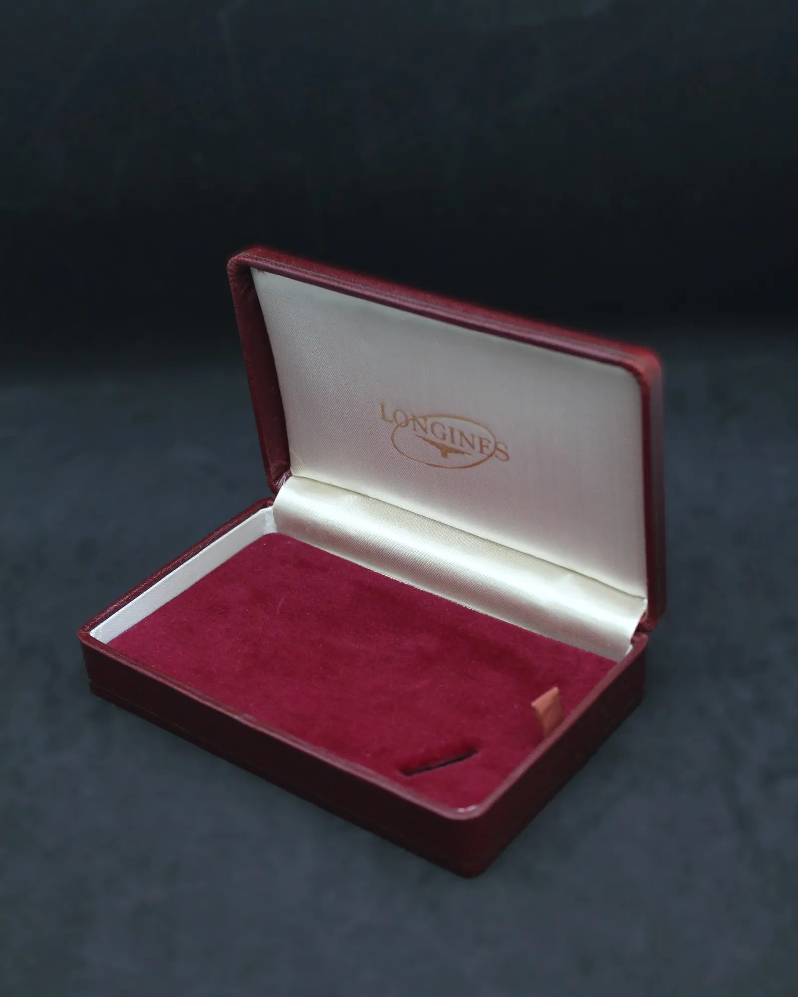 Vintage Longines Textured Slim Dress Watch Box – (ca.1960s)
