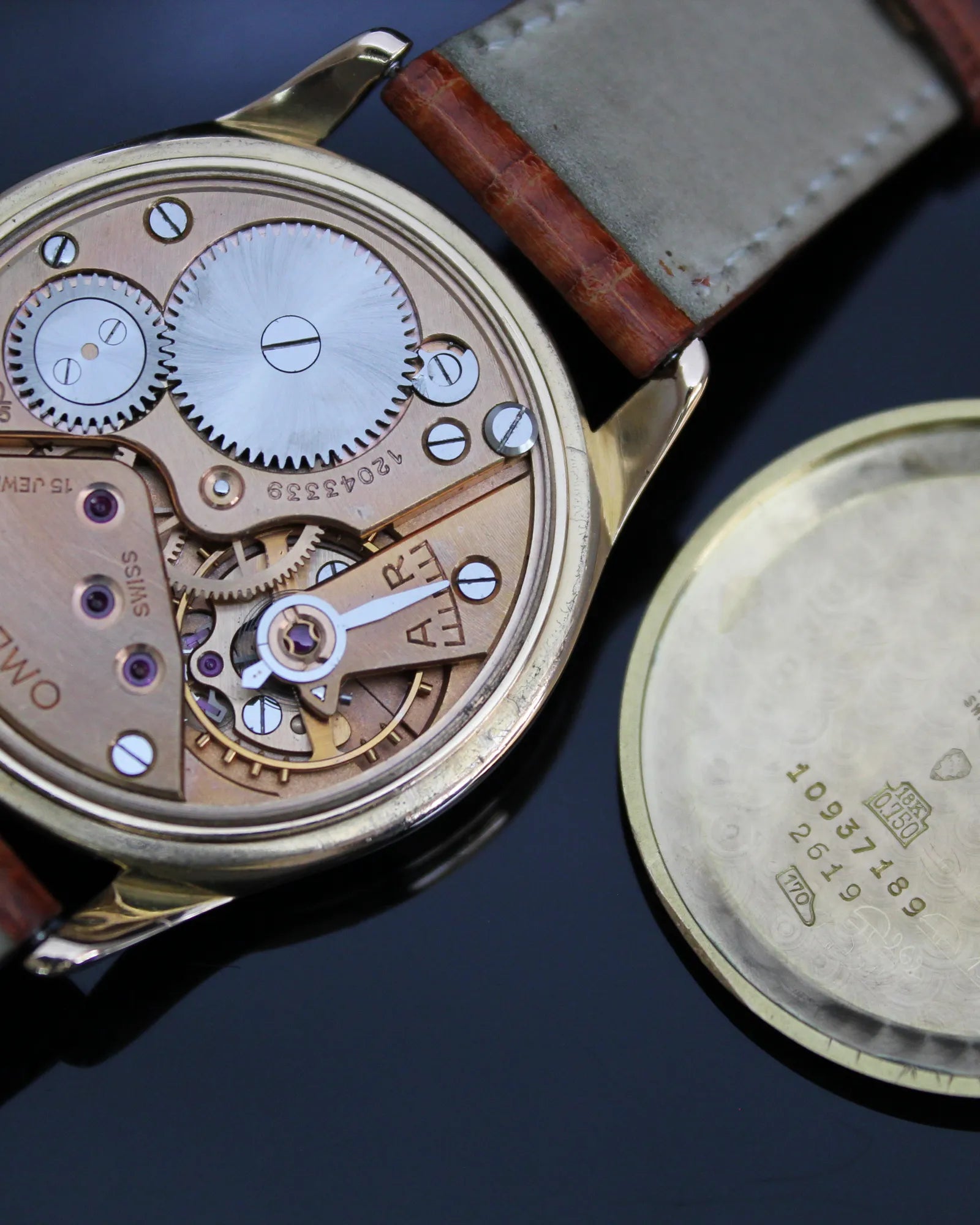 Omega Tresor 18K Rose Gold 'Jumbo' - Ref.2619 - Cal.265 - (1950)