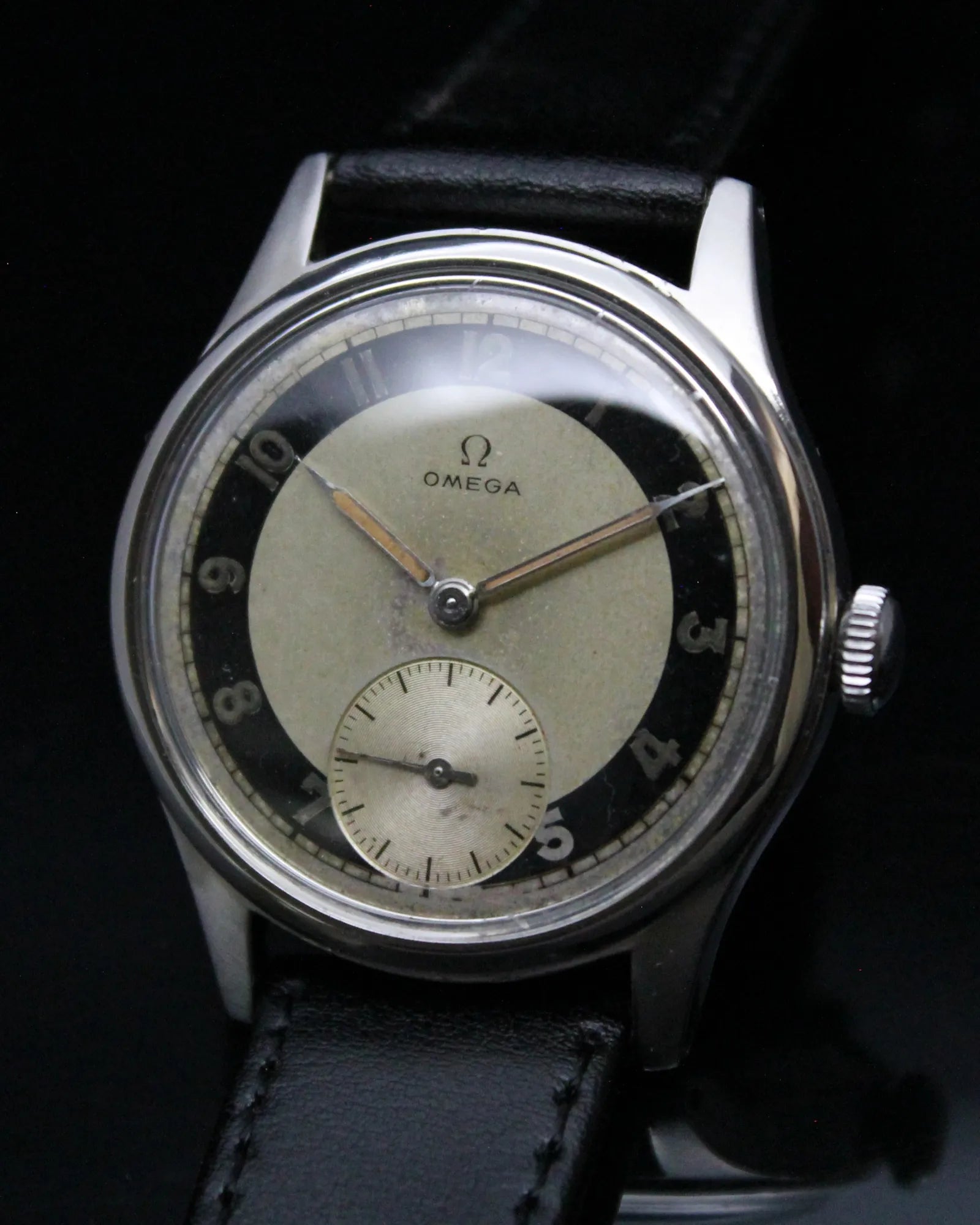 Omega "Tuxedo Bullseye" Classic - Ref.2383 - Cal.30T2P - (1944)