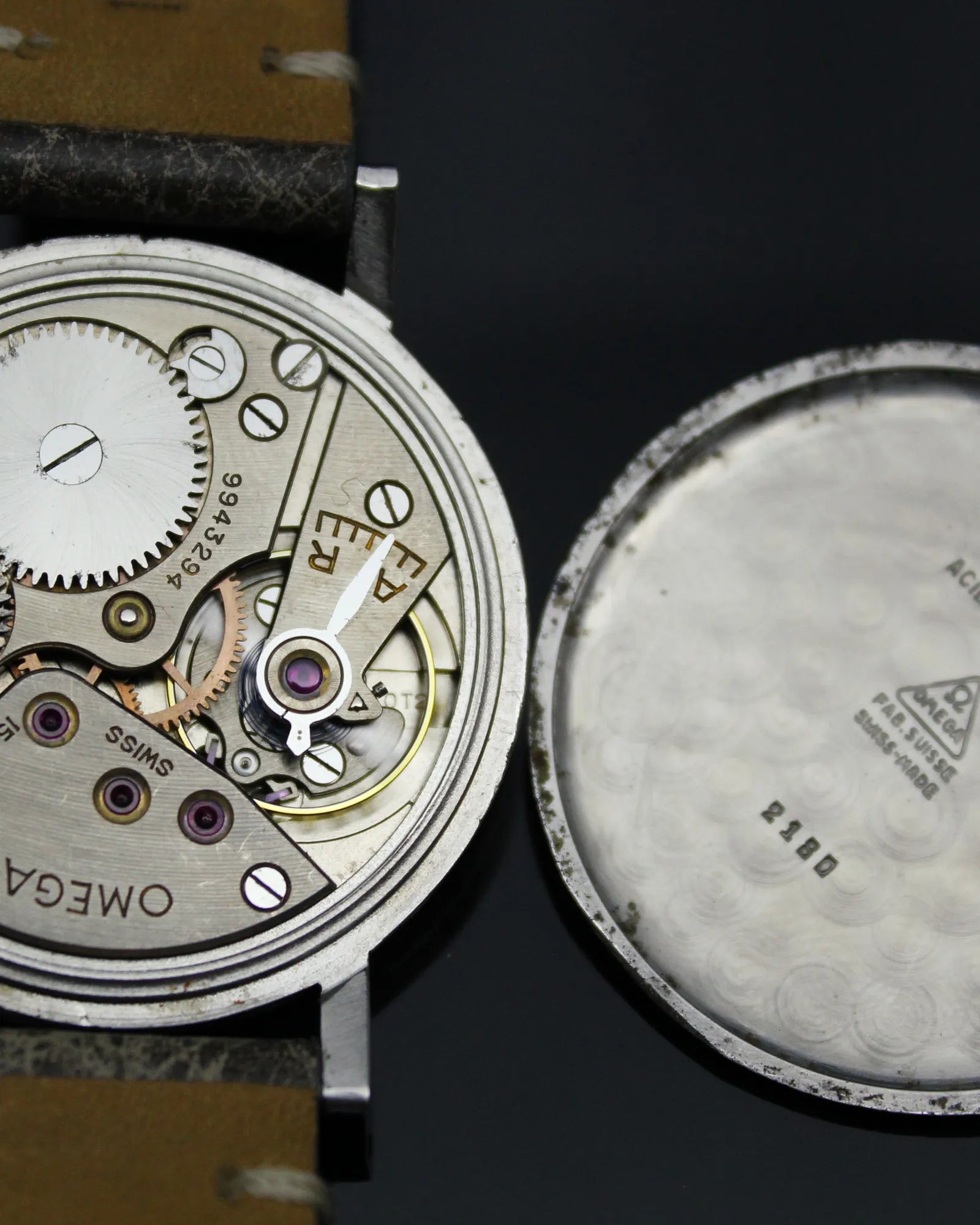 Omega 'Multicolor Bullseye Jumbo" - Ref.2180 - Cal.30T2 - (1943)