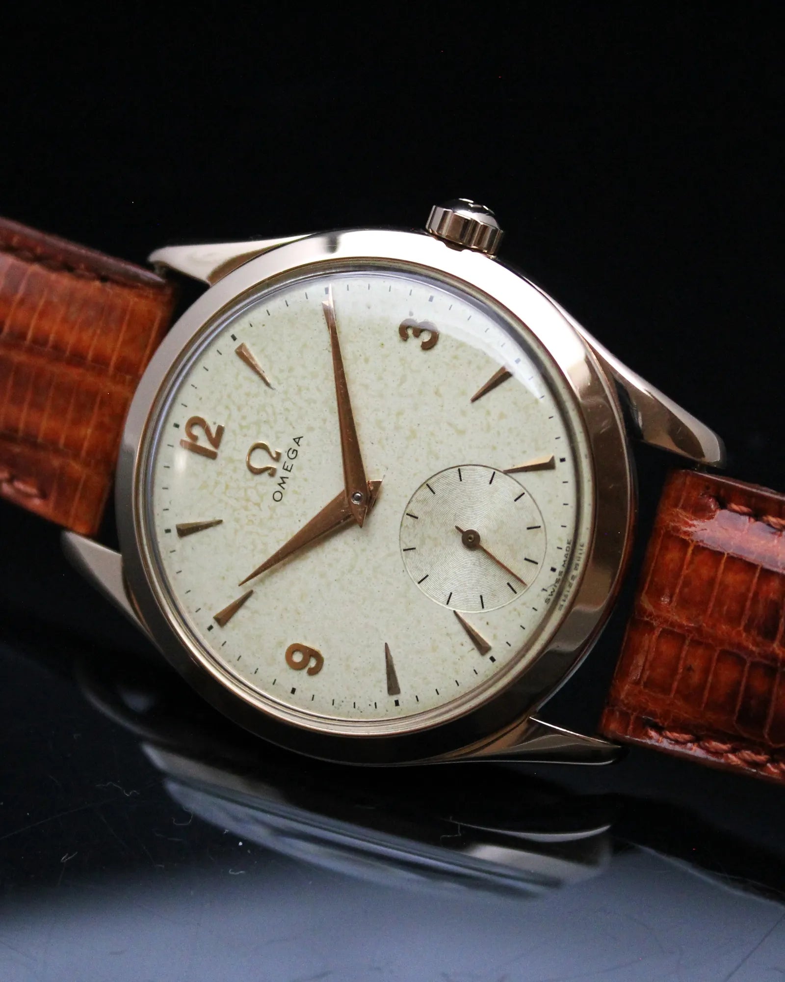 Omega Tresor 18K Rose Gold 'Jumbo' - Ref.2619 - Cal.265 - (1950)