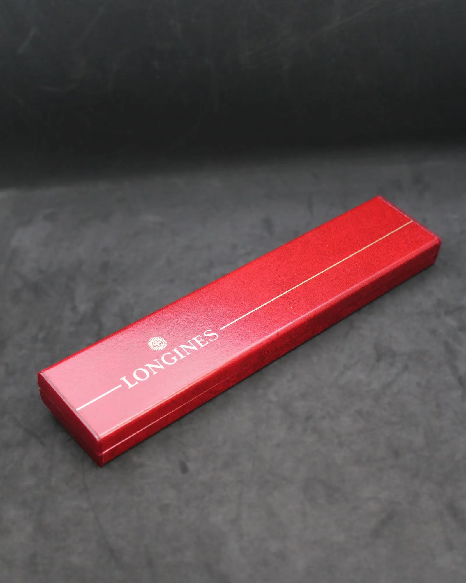 Vintage Longines Red Slender Dress Watch Box – Depuis 1867 (ca. 1965-1981)
