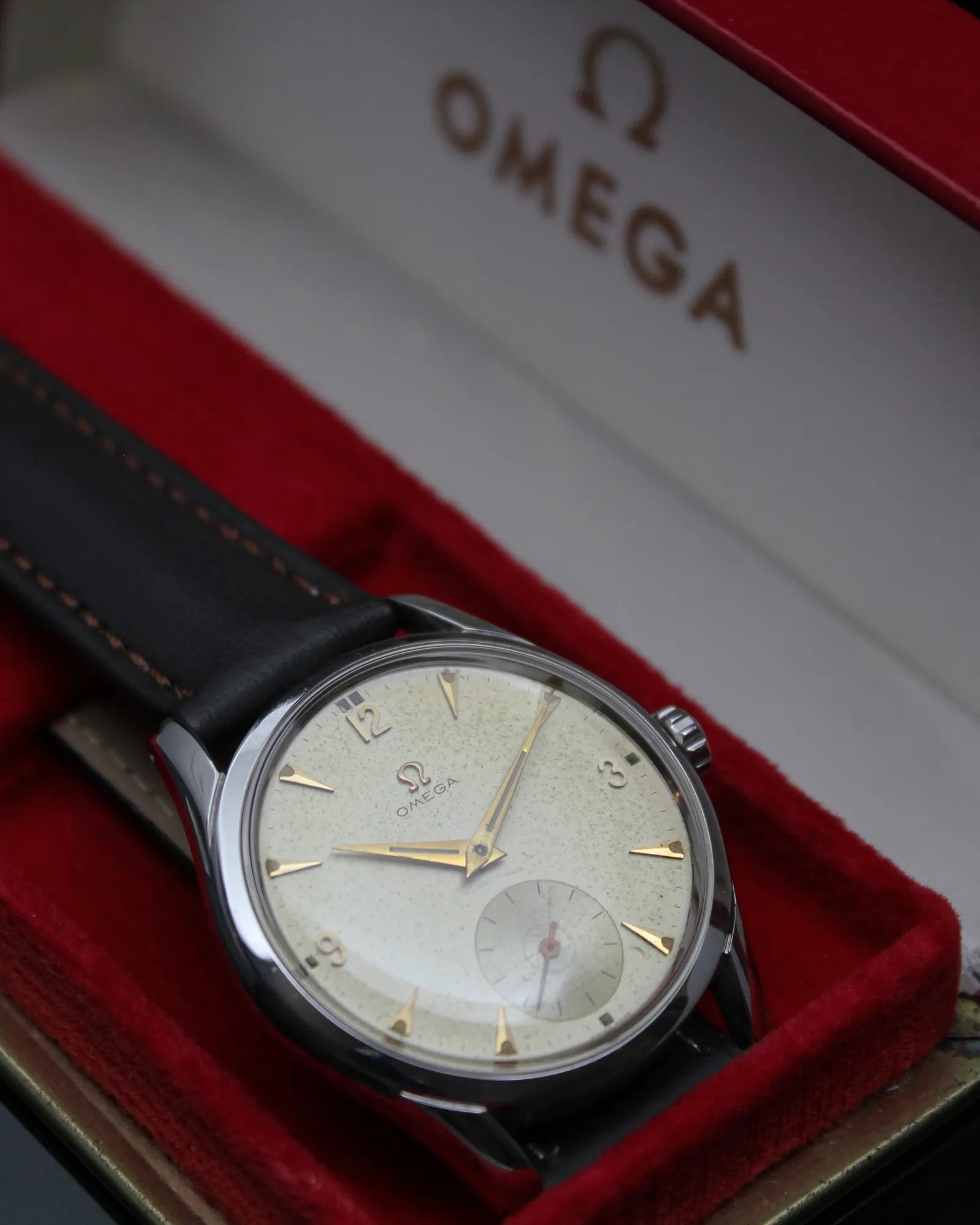 Omega Classic "Jumbo" Vanilla - Ref.2639 - Cal.266 - (1952)