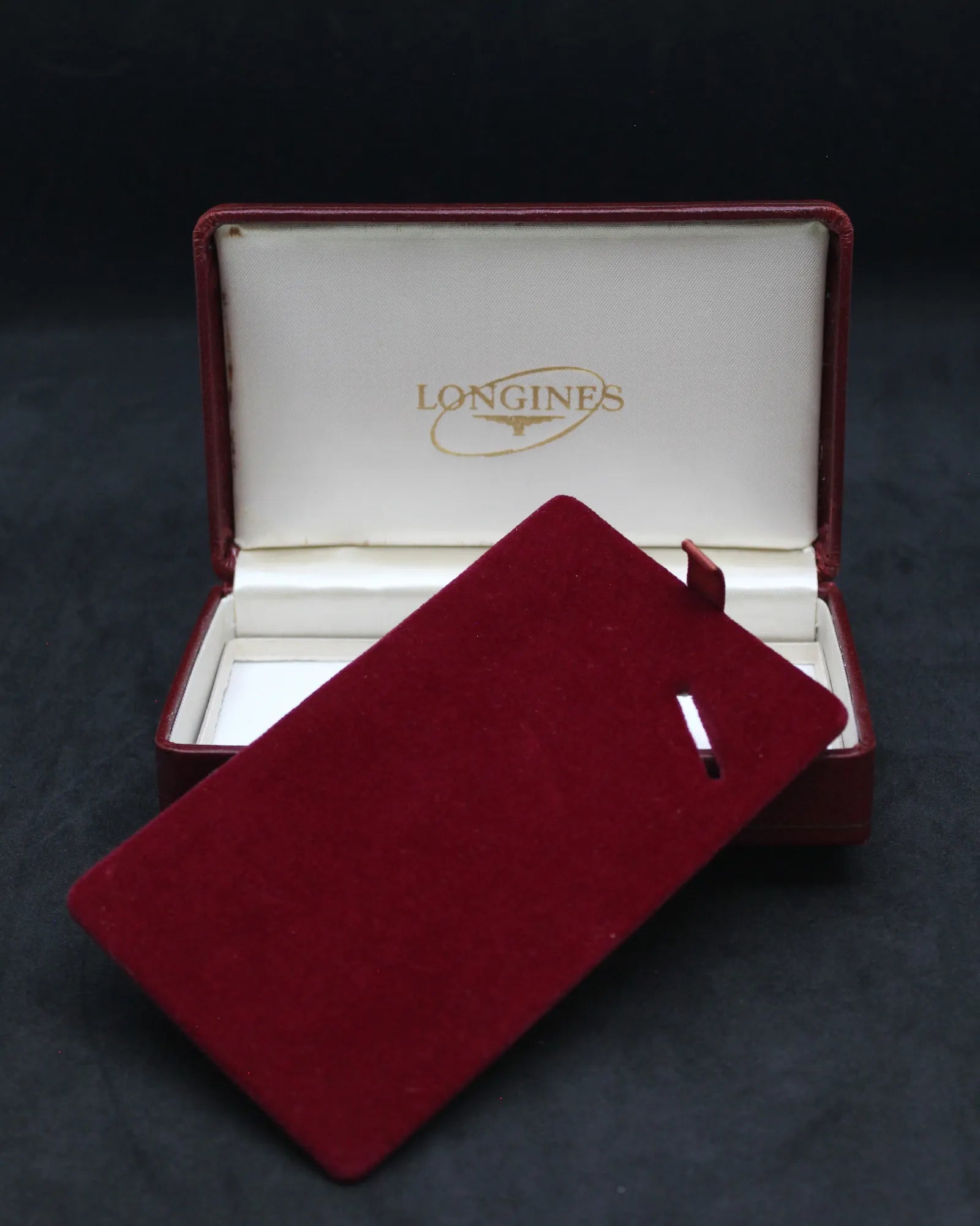 Vintage Longines Textured Slim Dress Watch Box – (ca.1960s)