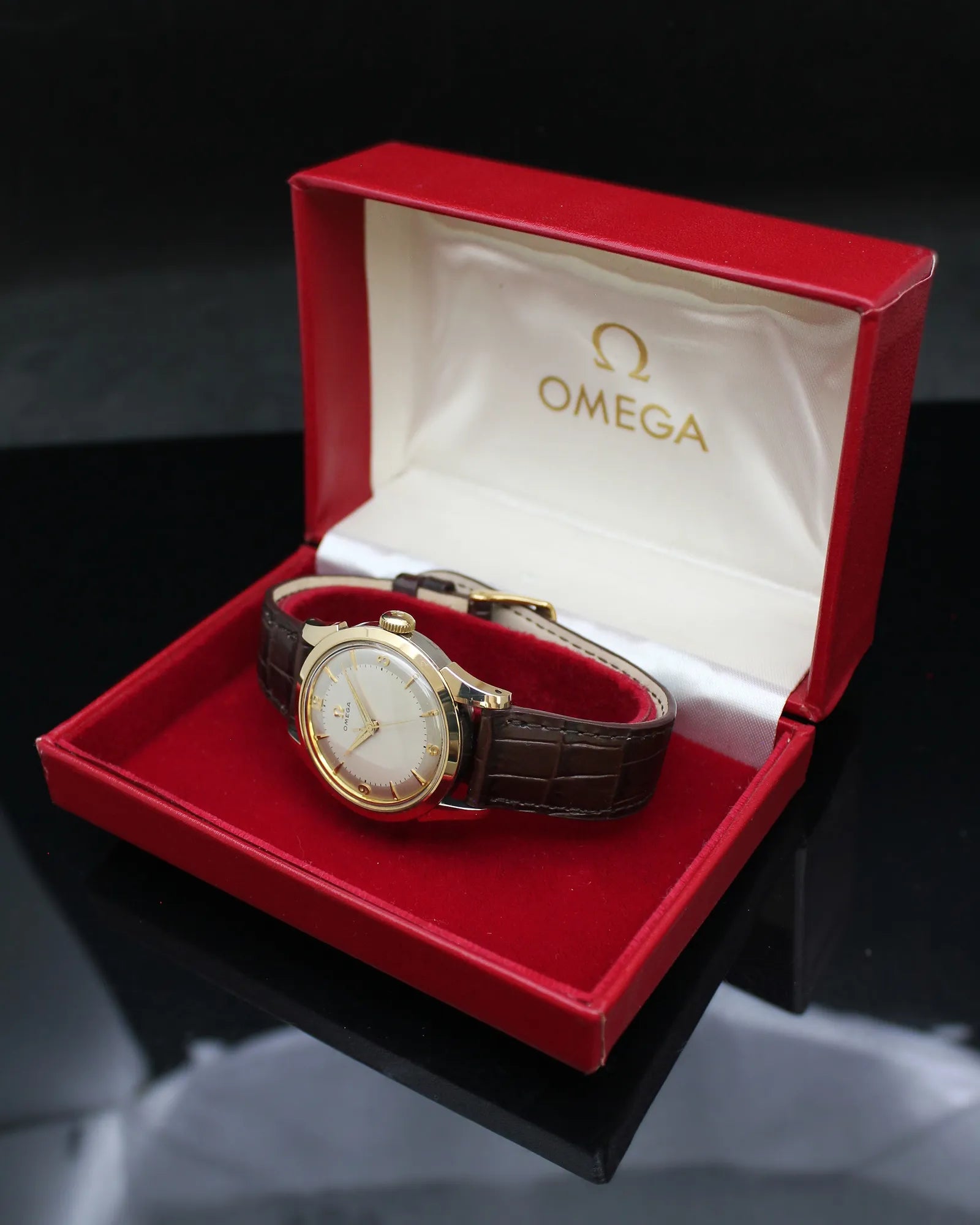 Omega Classic Two-Tone Dress Gold on Steel – Ref. 2735 - Cal. 420 - (1954)