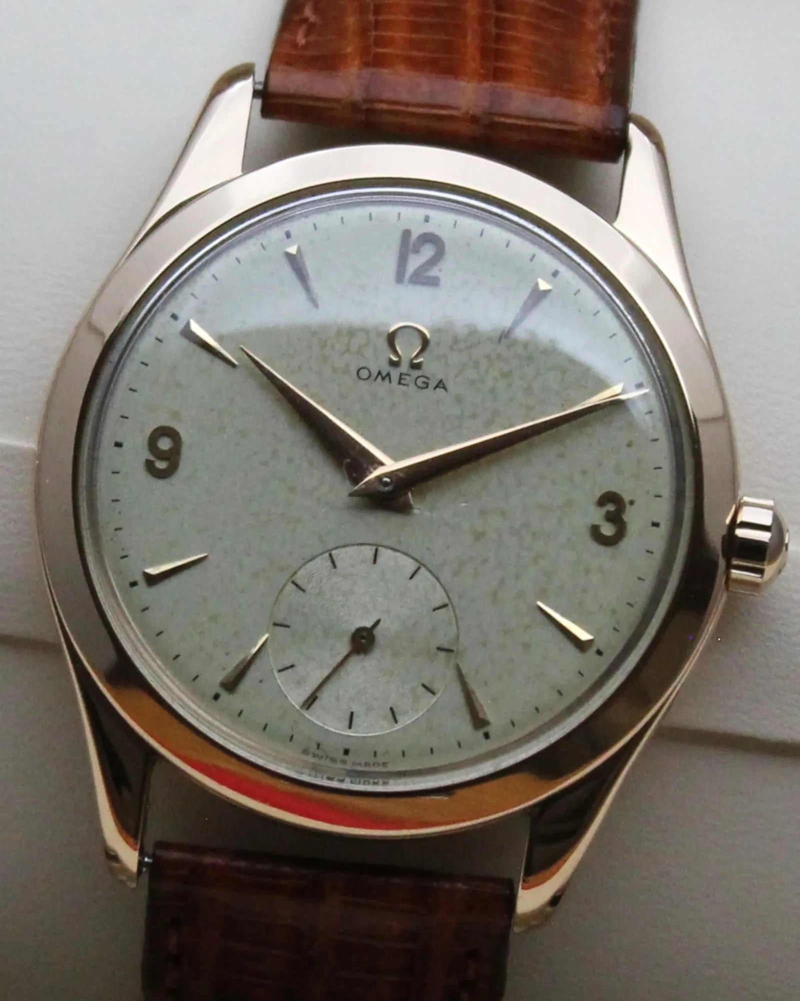 Omega Tresor 18K Rose Gold 'Jumbo' - Ref.2619 - Cal.265 - (1950)
