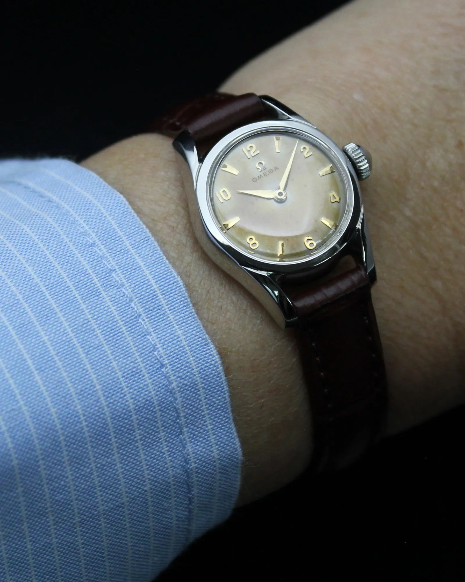Omega Classic Ladies 'Tropical Coffee' - Ref.2668 - Cal.244 - (1952)