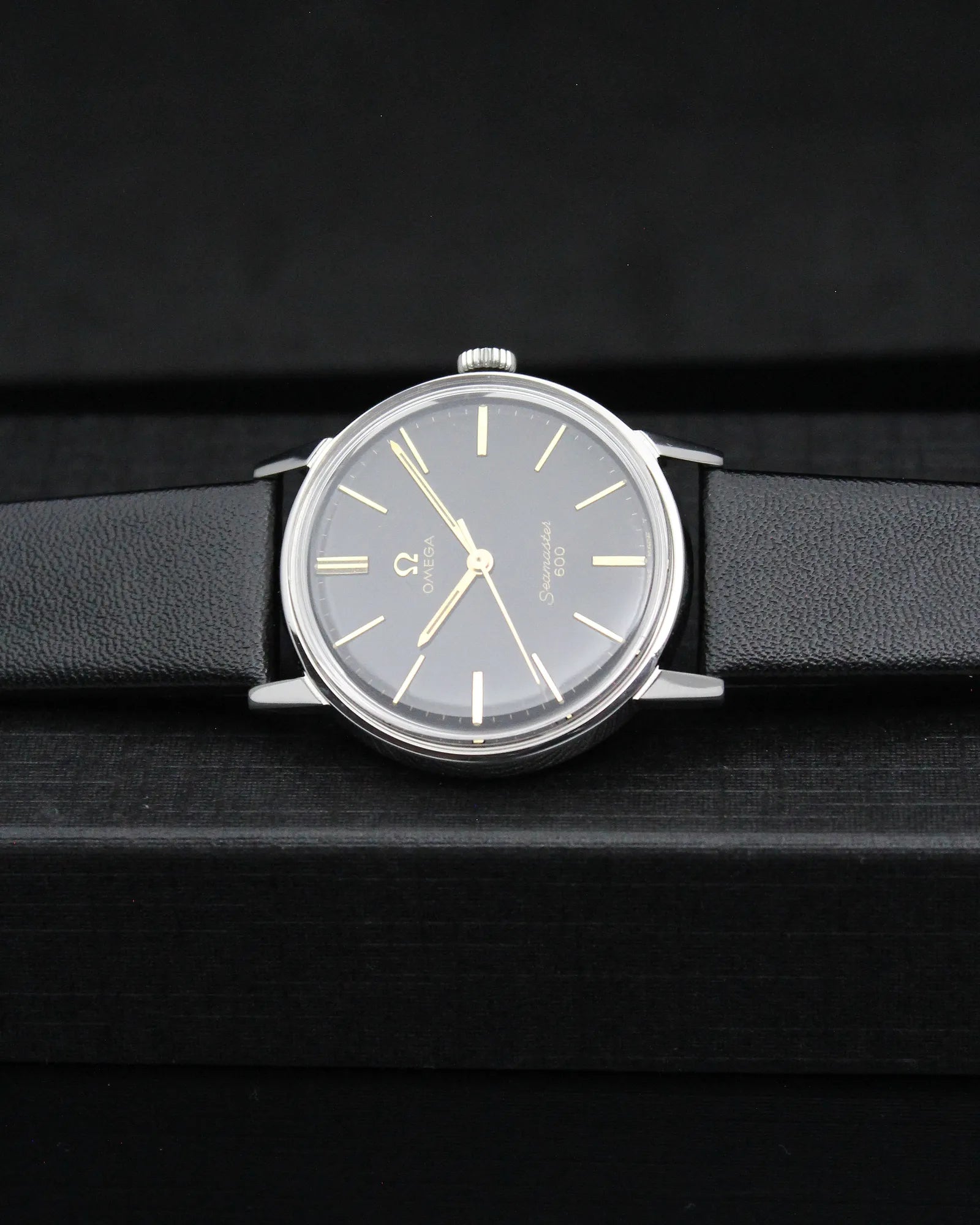 Omega Seamaster 600 ‘Black Dial’ – Ref. 135.011 - Cal. 601 - (1966)