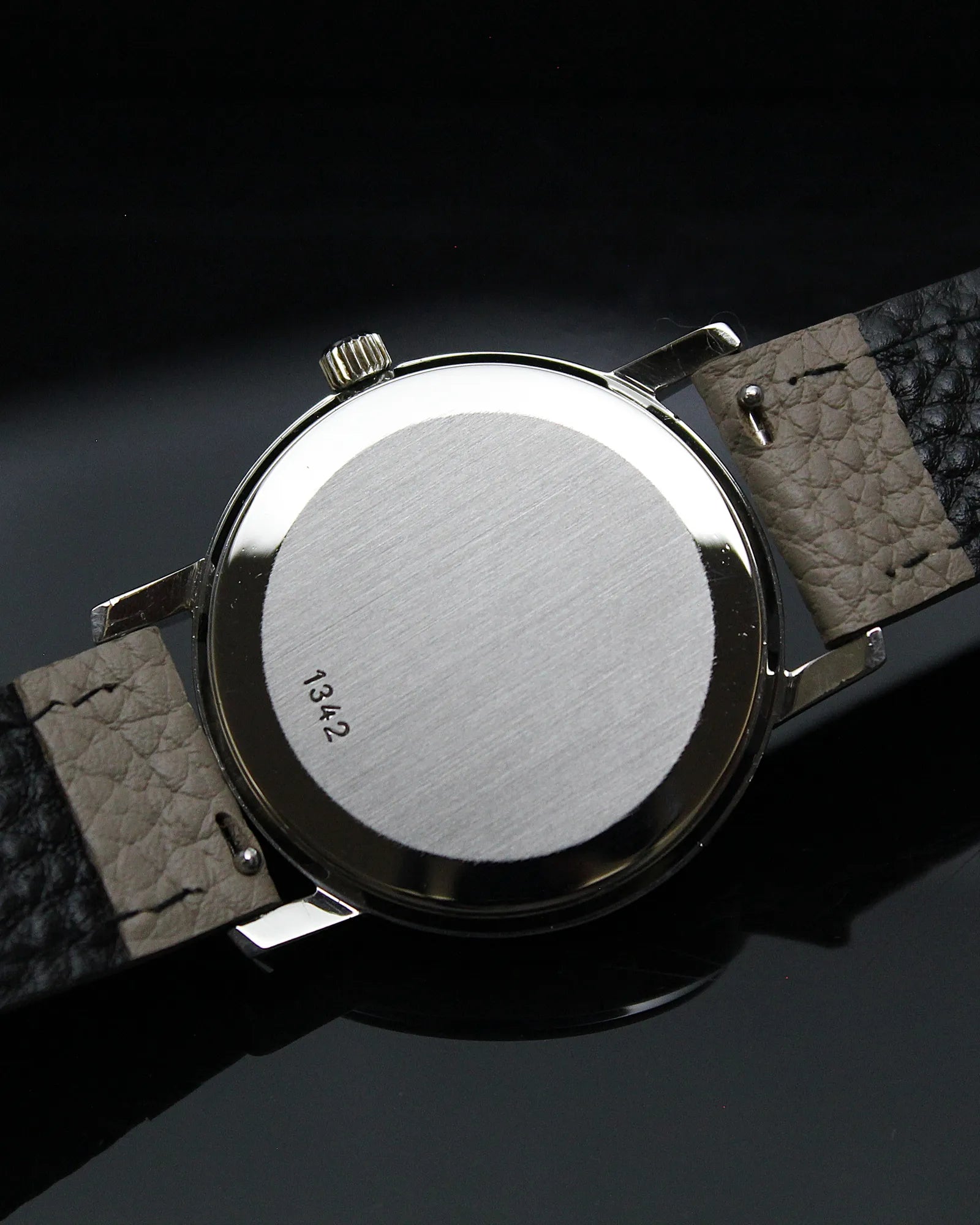 Omega Quartz "Silk Grey" - Ref. 196.0160 - Cal.1342 - (1979)