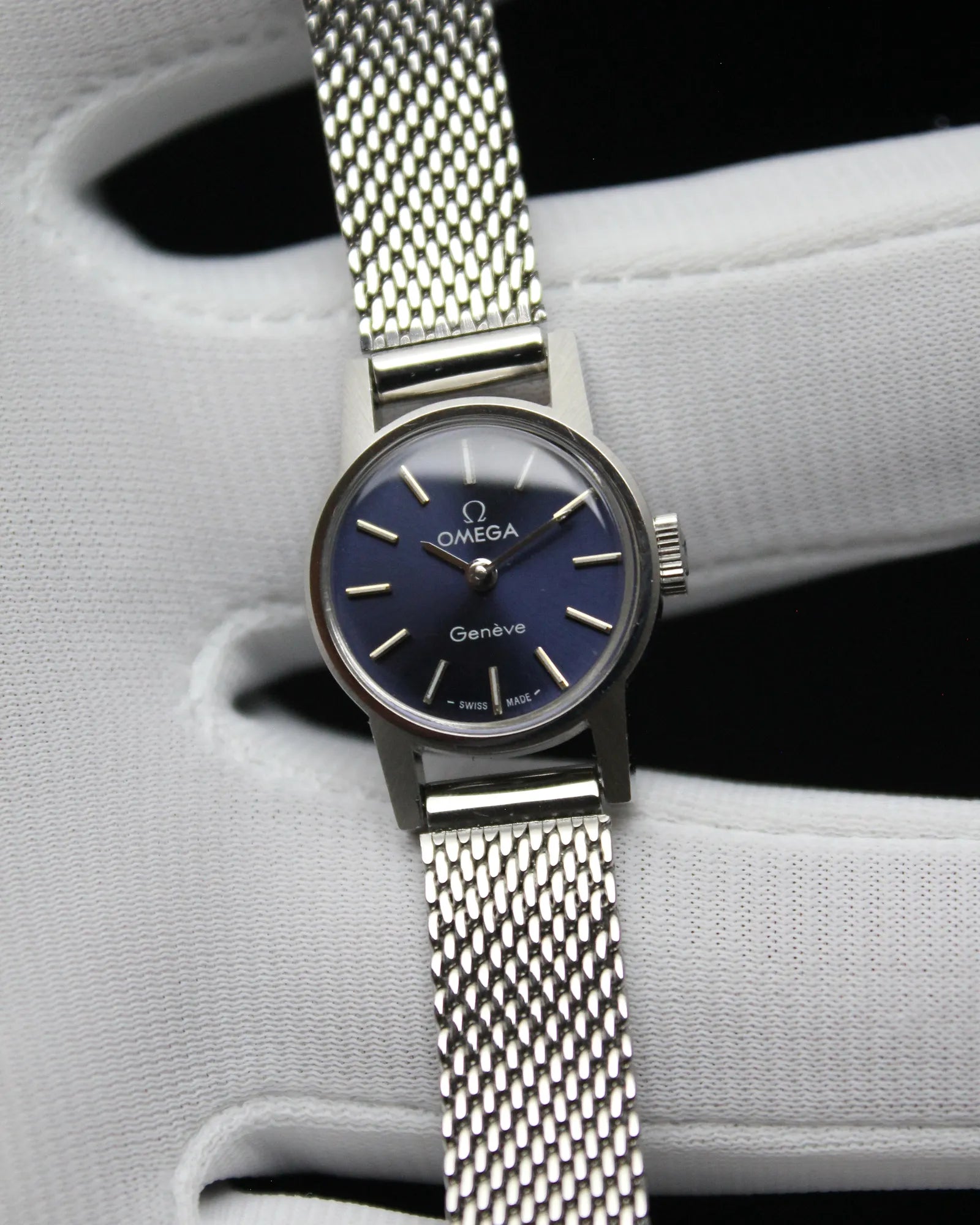Omega Genève Ladies Cocktail ‘Deep Blue’ – Ref. 511.314 – Cal. 485 – (1973)