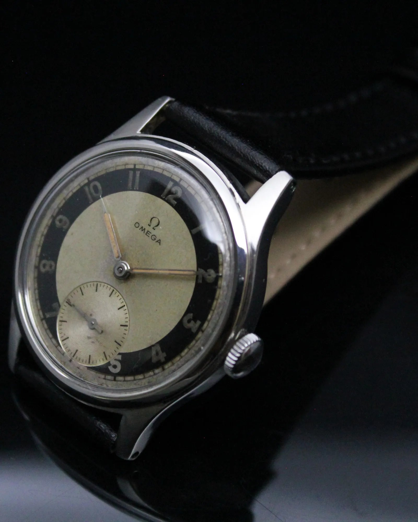 Omega "Tuxedo Bullseye" Classic - Ref.2383 - Cal.30T2P - (1944)