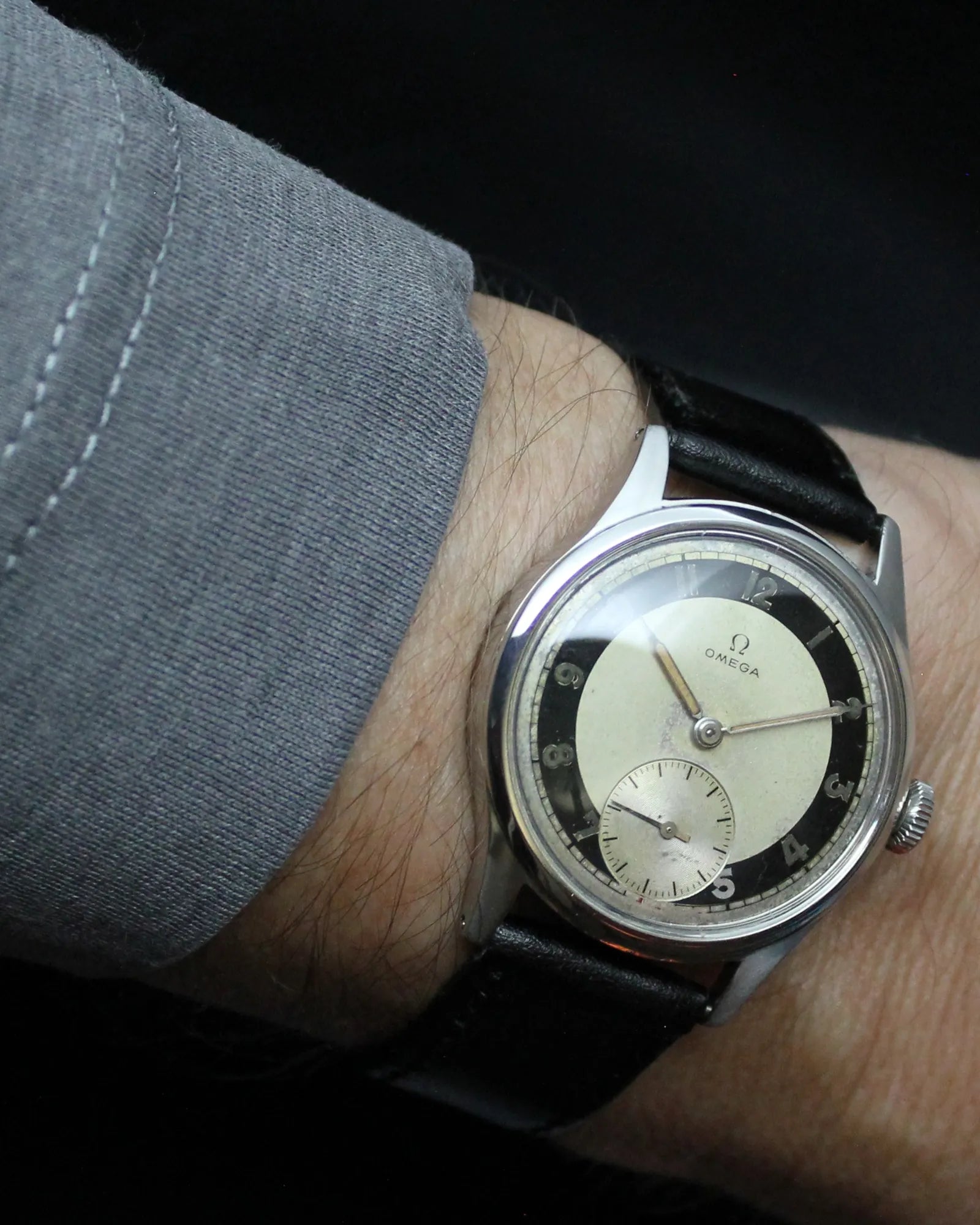 Omega "Tuxedo Bullseye" Classic - Ref.2383 - Cal.30T2P - (1944)