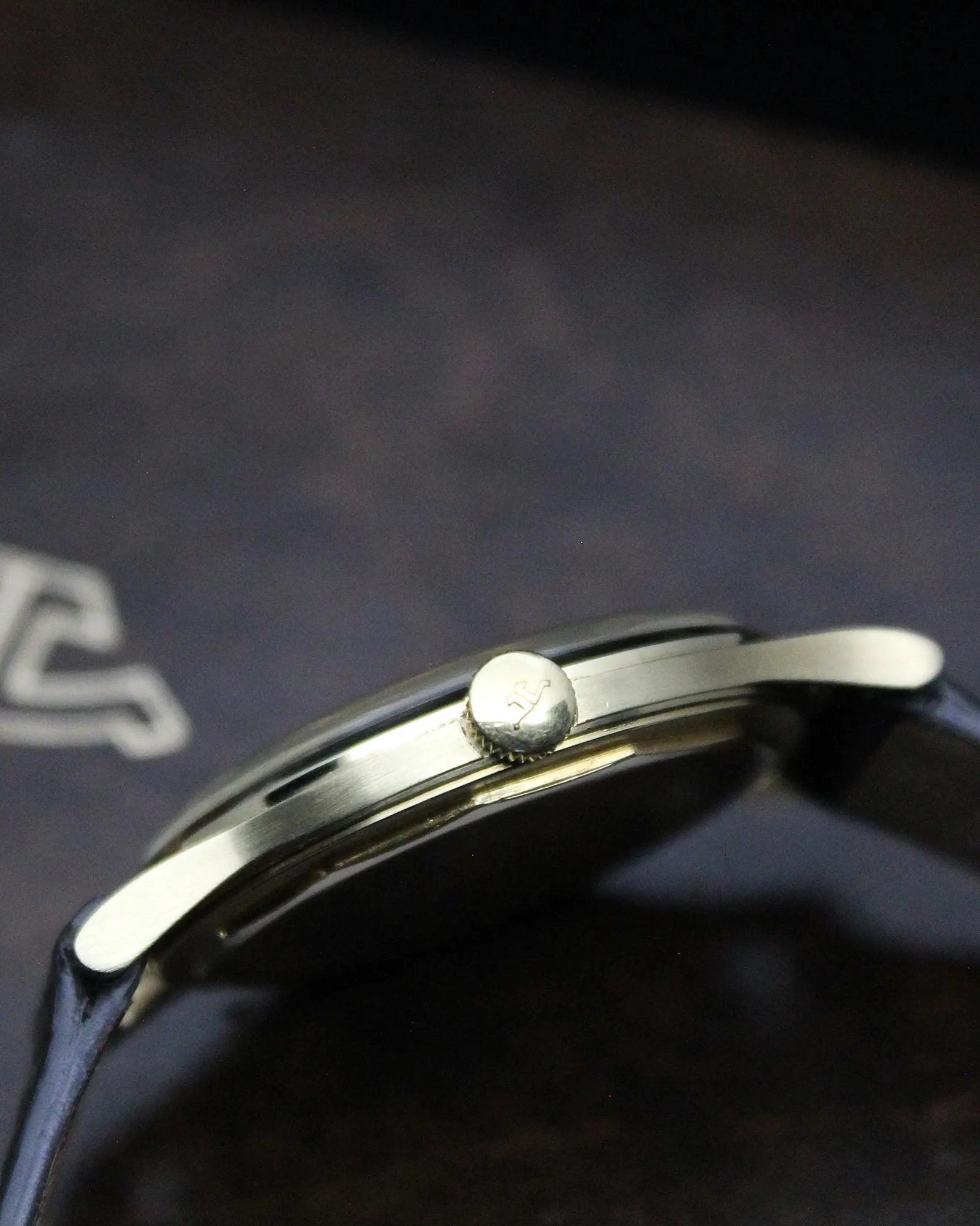 Jaeger-LeCoultre Classic Dress 14K Gold - Cal.K800/C - (1963)