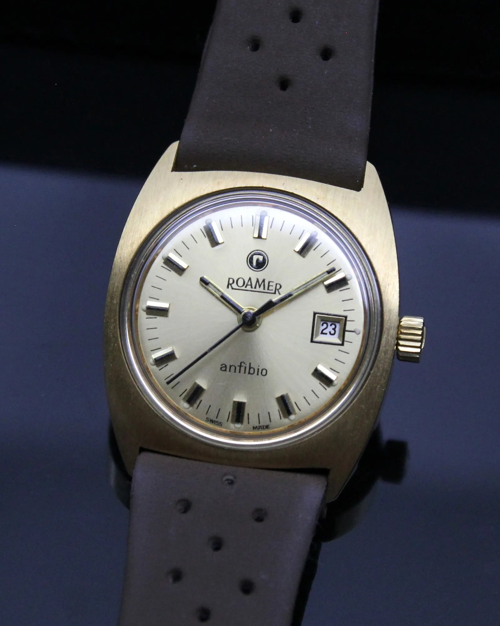 Roamer Anfibio Ladies Gold Plated 'Cushion' NOS Condition - Ref. 488-1230.005 - (1970s)