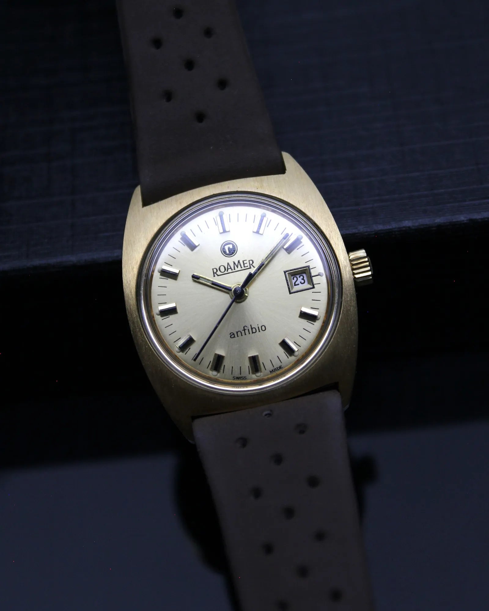 Roamer Anfibio Ladies Gold Plated 'Cushion' NOS Condition - Ref. 488-1230.005 - (1970s)