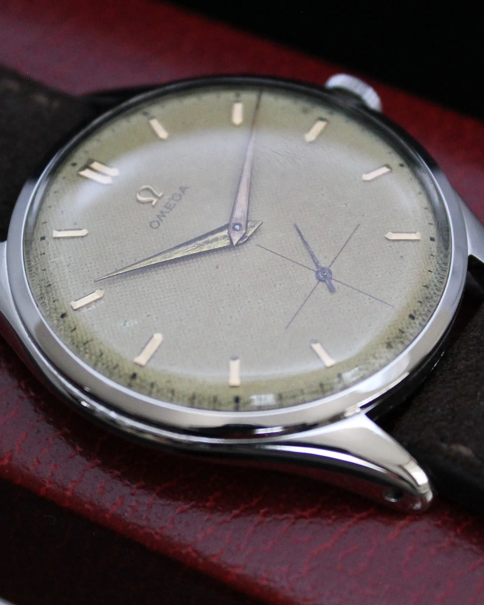 Omega Classic 'Jumbo Honeycomb' - Ref.2505 - Cal.265 - (1950)