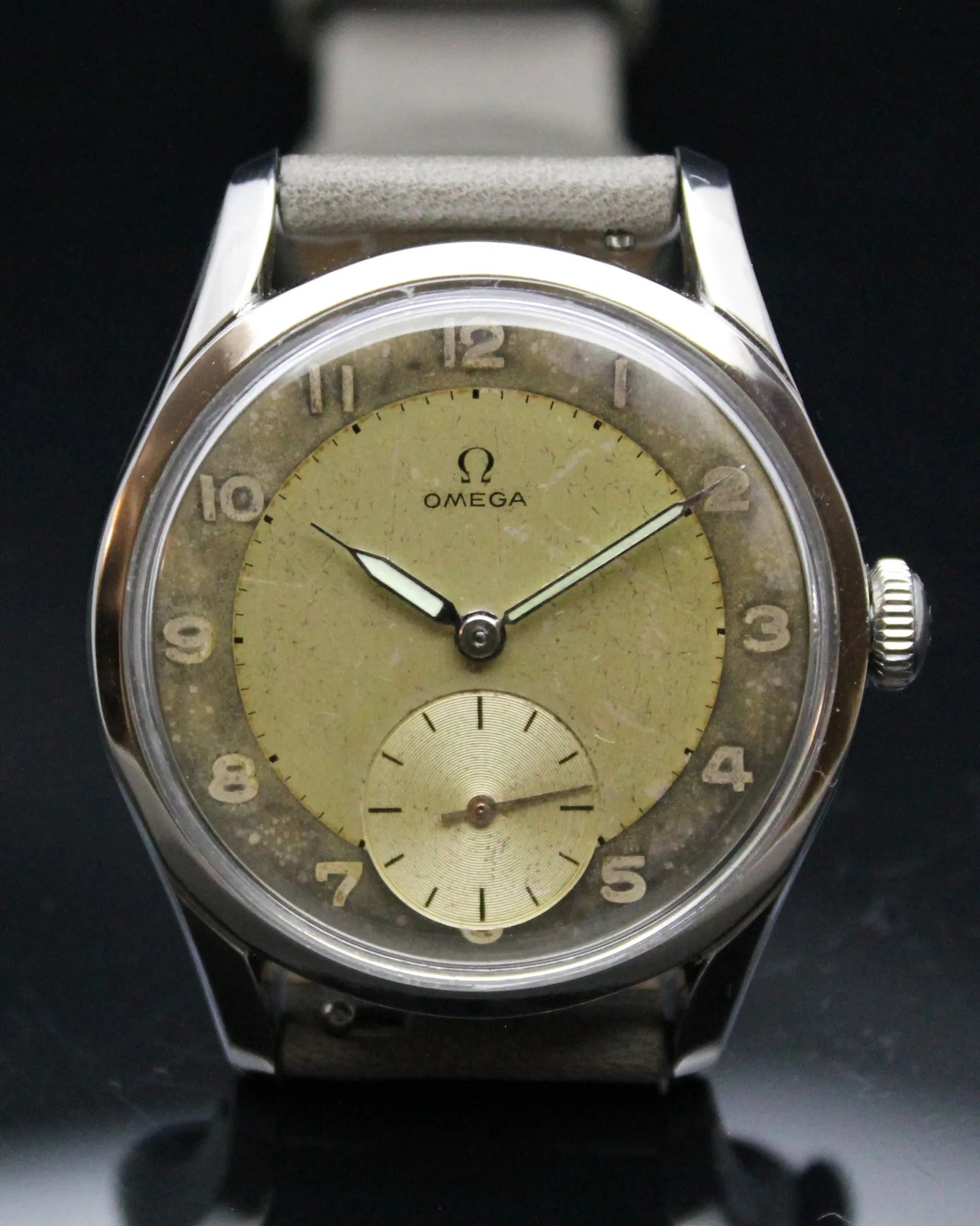 Omega Grey & Beige Bullseye 'Jumbo' - Ref.2639 - Cal.265 - (1950)
