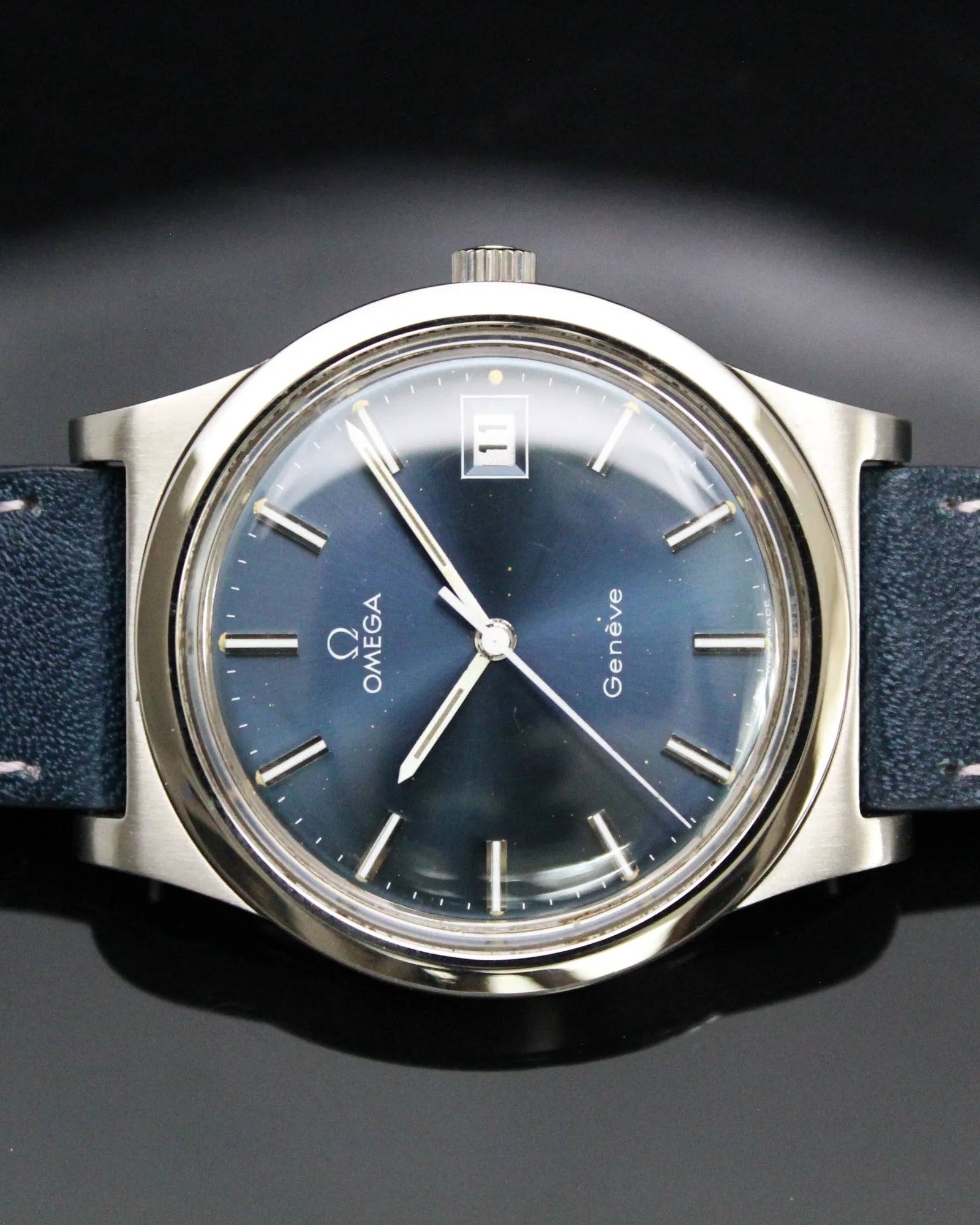 Omega Geneve Date 'Deep Blue' - Ref. 136.0102 - Cal.1030 - (1972)
